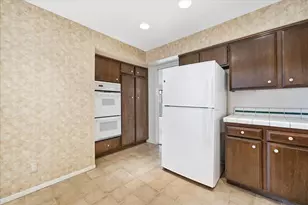 8899 Bluff Ln, Fair Oaks, CA 95628 - Photo 15