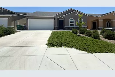 1128 E Orange Street, Avenal, CA 93204 - Photo 1