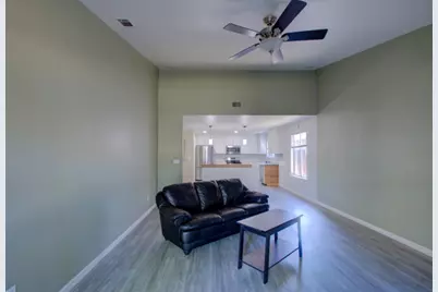 559 S Del Puerto Avenue, Patterson, CA 95363 - Photo 21