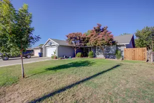 559 S Del Puerto Ave, Patterson, CA 95363 - Photo 3