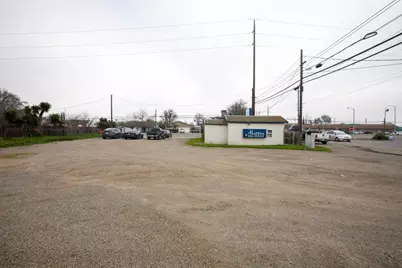 11 W Mathews Road, French Camp, CA 95231 - Photo 21