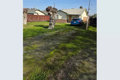 1025 Center, Dos Palos, CA 93620 - Photo 1