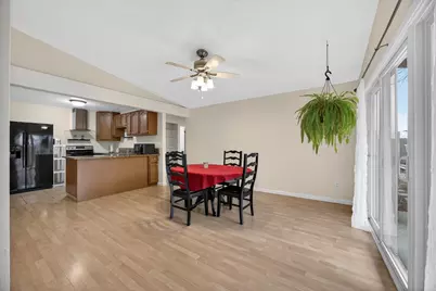 6635 Spoerriwood Court, Sacramento, CA 95828 - Photo 5