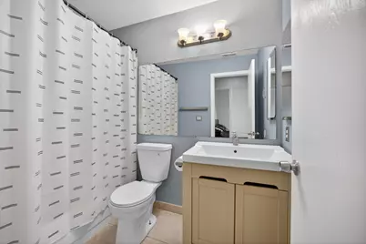 6635 Spoerriwood Court, Sacramento, CA 95828 - Photo 13