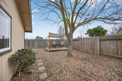 6635 Spoerriwood Court, Sacramento, CA 95828 - Photo 23