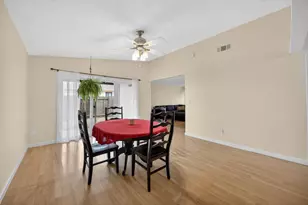 6635 Spoerriwood Ct, Sacramento, CA 95828 - Photo 7