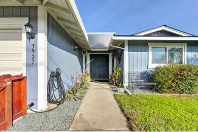3927 Myrtle Avenue, North Highlands, CA 95660 - Photo 3