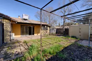 6587 Pacheco Way, Citrus Heights, CA 95610 - Photo 27