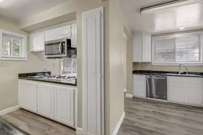 2763 Coleman Way, Sacramento, CA 95818 - Photo 31