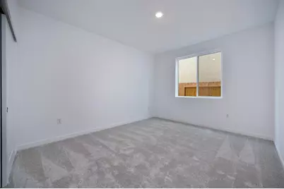 8183 Lavigne Circle, Elk Grove, CA 95757 - Photo 11