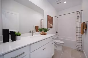 8183 Lavigne Cir, Elk Grove, CA 95757 - Photo 9