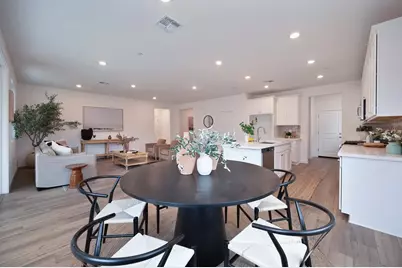 8183 Lavigne Circle, Elk Grove, CA 95757 - Photo 19