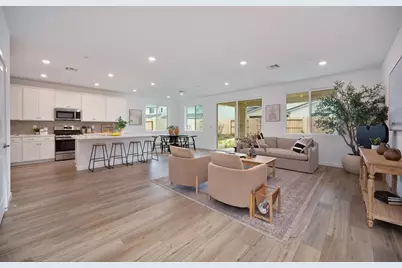 8183 Lavigne Circle, Elk Grove, CA 95757 - Photo 13