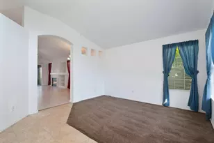 8724 Redwood Grove Way, Elk Grove, CA 95624 - Photo 9