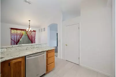 8724 Redwood Grove Way, Elk Grove, CA 95624 - Photo 13