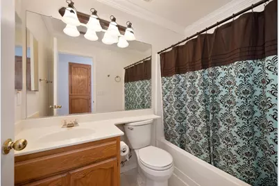 8724 Redwood Grove Way, Elk Grove, CA 95624 - Photo 23