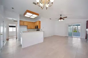 8724 Redwood Grove Way, Elk Grove, CA 95624 - Photo 5