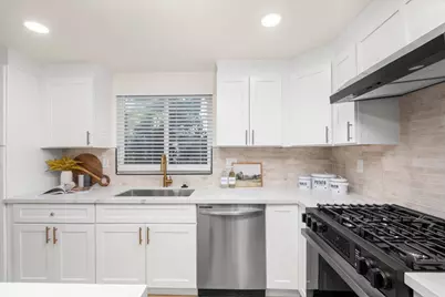 7212 Tiant Way, Elk Grove, CA 95758 - Photo 11