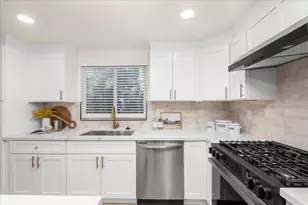 7212 Tiant Way, Elk Grove, CA 95758 - Photo 11