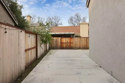 4913 Innisbrook Drive, Stockton, CA 95219 - Photo 25