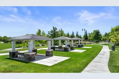 1491 Arbor Brook Drive, Manteca, CA 95336 - Photo 89