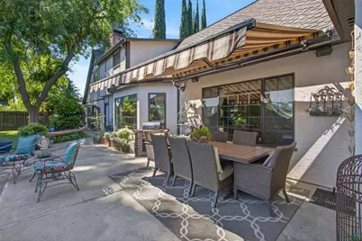 9818 Mira Del Rio Drive, Sacramento, CA 95827 - Photo 35