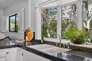 9818 Mira Del Rio Dr, Sacramento, CA 95827 - Photo 9