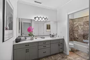 9818 Mira Del Rio Dr, Sacramento, CA 95827 - Photo 25