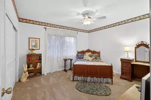 9818 Mira Del Rio Dr, Sacramento, CA 95827 - Photo 19