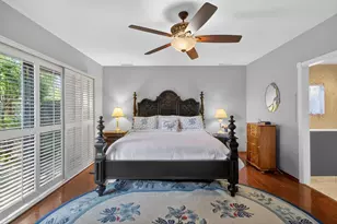 9818 Mira Del Rio Dr, Sacramento, CA 95827 - Photo 13