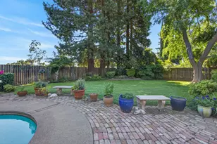 9818 Mira Del Rio Dr, Sacramento, CA 95827 - Photo 33