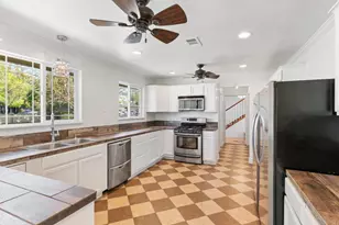 1006 W Benjamin Holt Dr, Stockton, CA 95207 - Photo 15