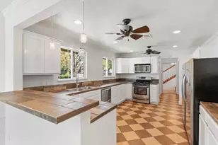 1006 W Benjamin Holt Dr, Stockton, CA 95207 - Photo 13