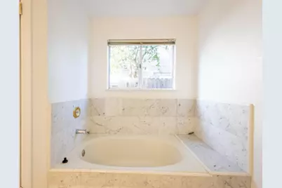 8247 Derbyshire Circle, Sacramento, CA 95828 - Photo 25