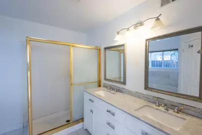 8247 Derbyshire Circle, Sacramento, CA 95828 - Photo 23