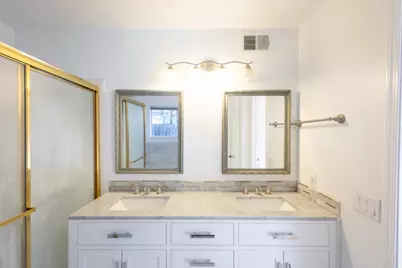 8247 Derbyshire Circle, Sacramento, CA 95828 - Photo 21