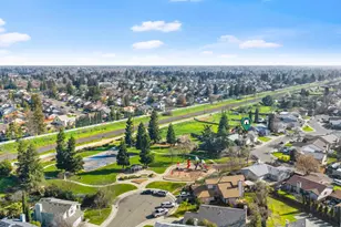 8590 Willow Grove Way, Sacramento, CA 95828 - Photo 49