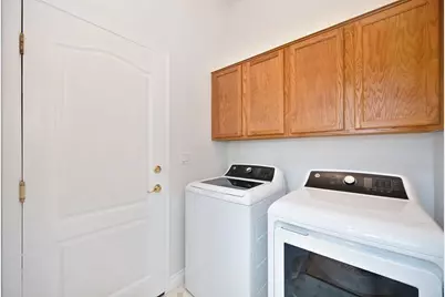 12129 Gold Bluff Lane, Gold River, CA 95670 - Photo 23