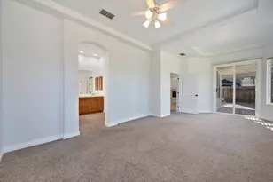 12129 Gold Bluff Ln, Gold River, CA 95670 - Photo 29