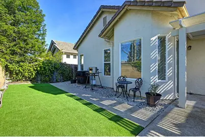 12129 Gold Bluff Lane, Gold River, CA 95670 - Photo 45