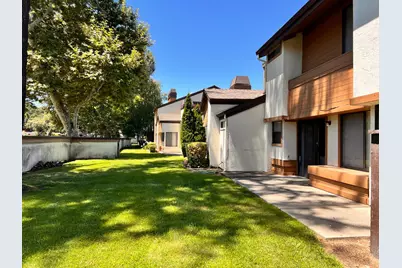 1417 W Swain Road, Stockton, CA 95207 - Photo 9