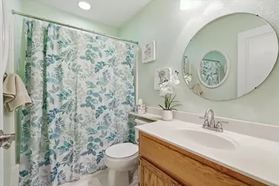 8581 Canyon Brook Way, Elk Grove, CA 95624 - Photo 19