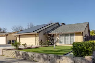 8621 Oldwoods Way, Sacramento, CA 95828 - Photo 3