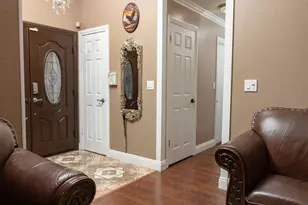 8621 Oldwoods Way, Sacramento, CA 95828 - Photo 15