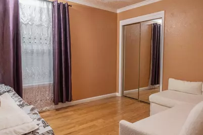 8621 Oldwoods Way, Sacramento, CA 95828 - Photo 19