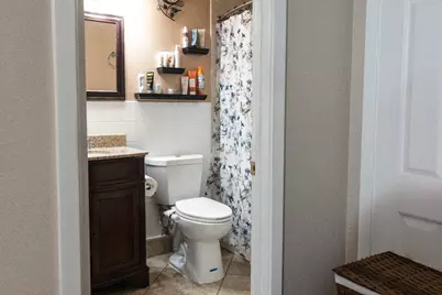 8621 Oldwoods Way, Sacramento, CA 95828 - Photo 23