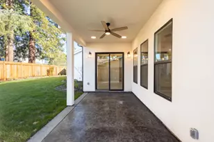 104 Southlite Cir, Sacramento, CA 95831 - Photo 47