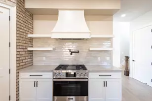 104 Southlite Cir, Sacramento, CA 95831 - Photo 15