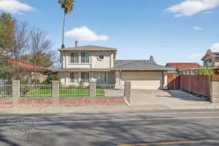 7421 Palmer House Dr, Sacramento, CA 95828 - Photo 1