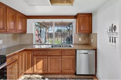 7421 Palmer House Drive, Sacramento, CA 95828 - Photo 11